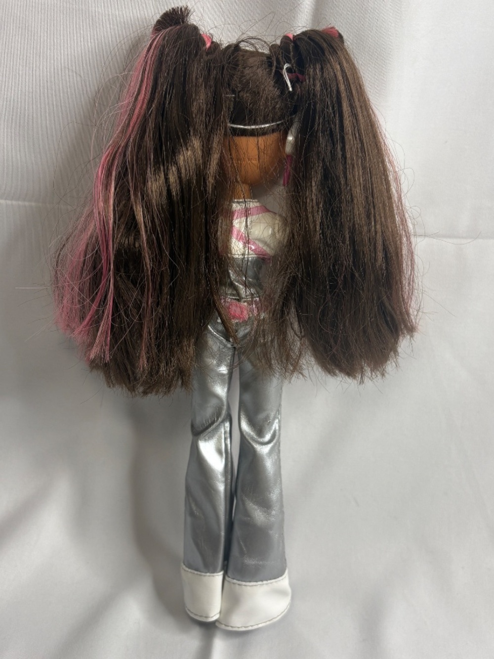 2005 MGA Bratz Doll Live In Concert Space Angelz Yasmin Fashion Doll - Picture 7 of 12